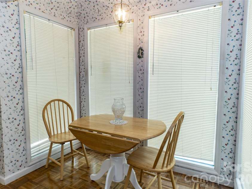 101 Friar Tuck Lane, Maggie Valley, NC 28751.  MLS# CAR4395488, YatesRealty ID 32483. 
