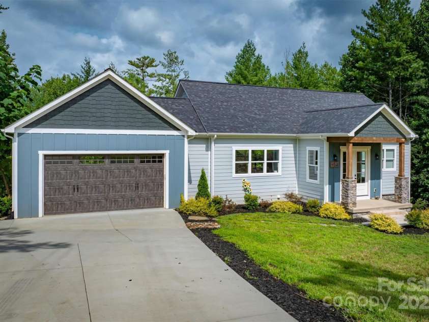 2108 Bluewater Drive, Morganton, NC 28655.  MLS# CAR4284707, YatesRealty ID 32486. 