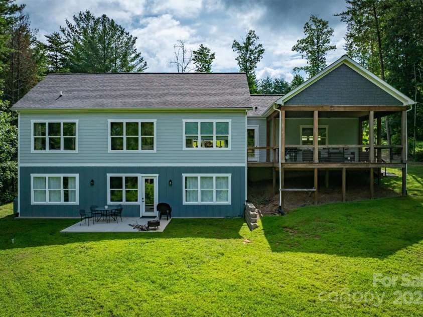 2108 Bluewater Drive, Morganton, NC 28655.  MLS# CAR4284707, YatesRealty ID 32486. 