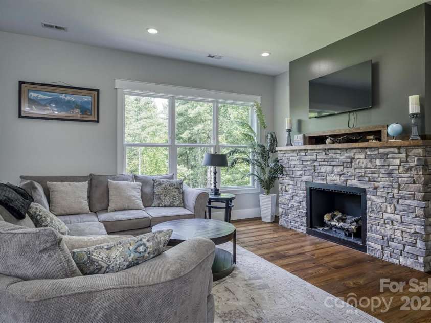 2108 Bluewater Drive, Morganton, NC 28655.  MLS# CAR4284707, YatesRealty ID 32486. 