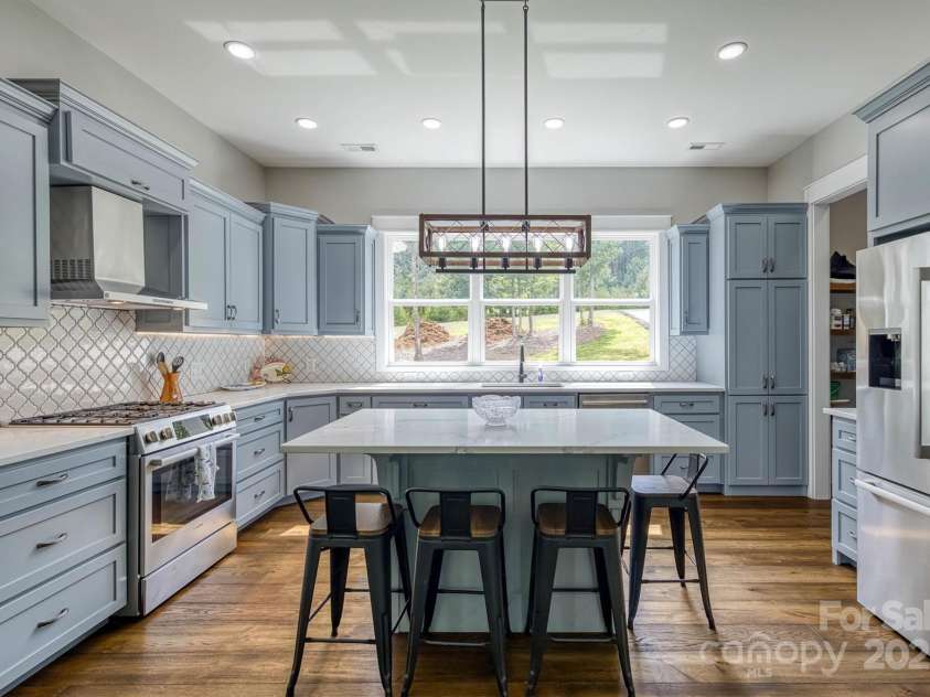 2108 Bluewater Drive, Morganton, NC 28655.  MLS# CAR4284707, YatesRealty ID 32486. 