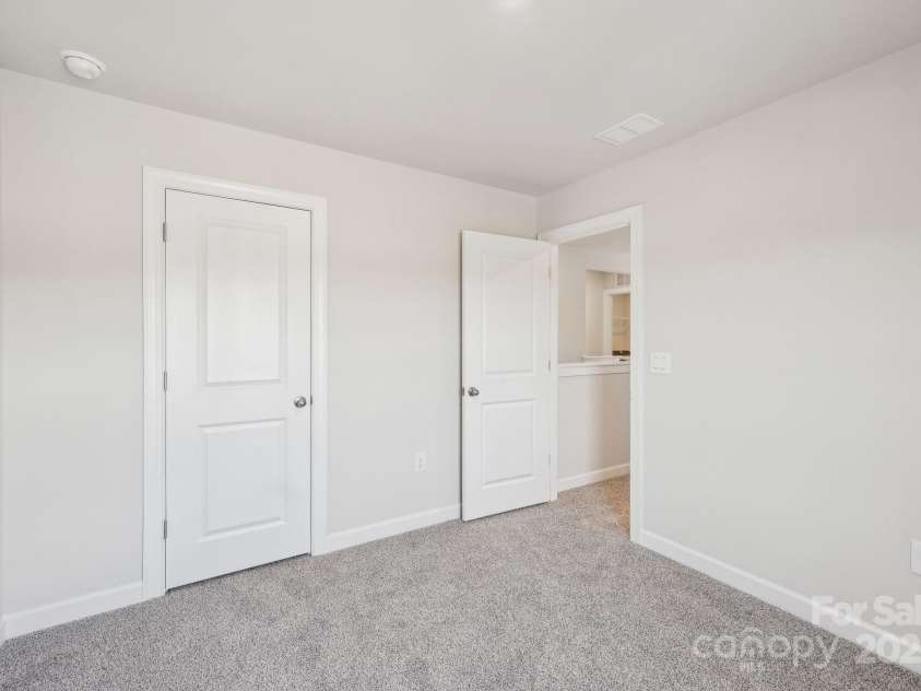 301 Alden Court, Shelby, NC 28152.  MLS# CAR4286421, YatesRealty ID 32486. 