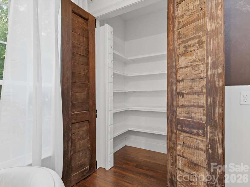 9831 Minnie Lemmond Lane, Charlotte, NC 28227.  MLS# CAR4396396, YatesRealty ID 32488. 
