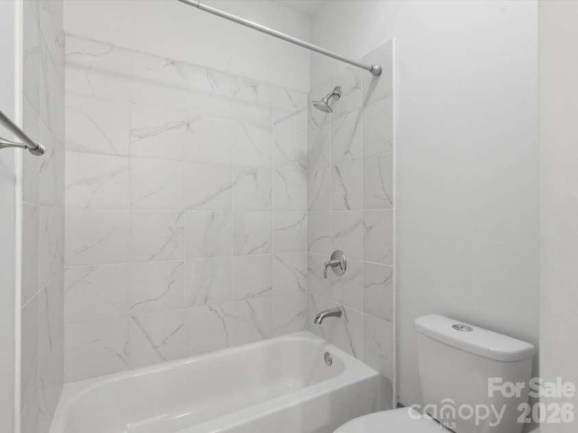 9831 Minnie Lemmond Lane, Charlotte, NC 28227.  MLS# CAR4396396, YatesRealty ID 32488. 