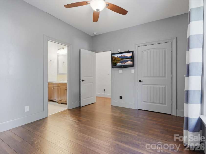 9831 Minnie Lemmond Lane, Charlotte, NC 28227.  MLS# CAR4396396, YatesRealty ID 32488. 