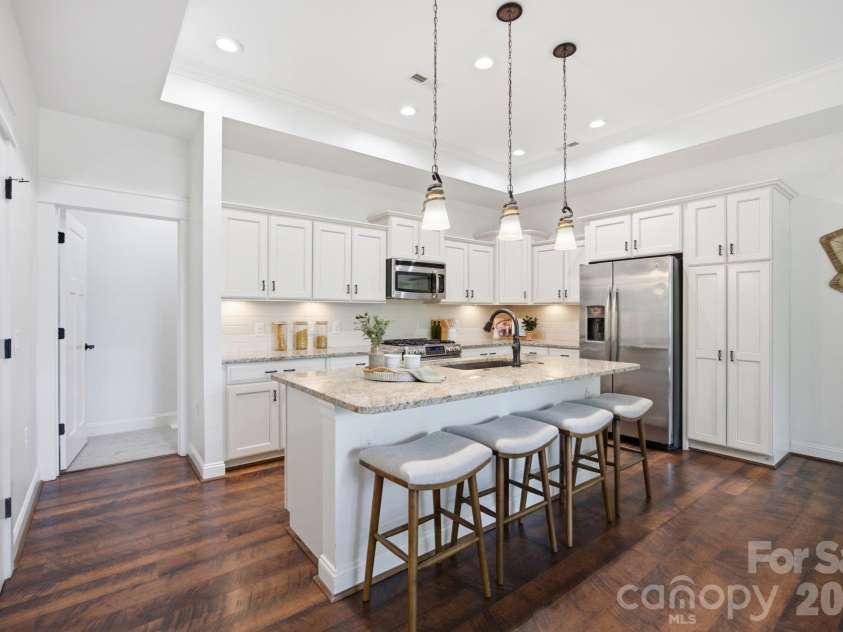 18745 Daymark Drive, Cornelius, NC 28031.  MLS# CAR4396017, YatesRealty ID 32489. 