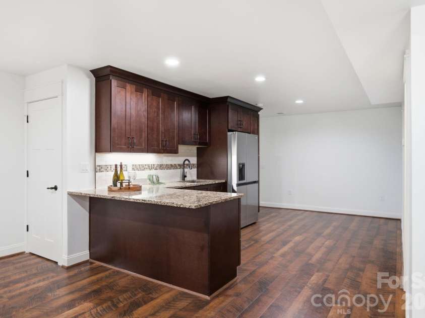 18745 Daymark Drive, Cornelius, NC 28031.  MLS# CAR4396017, YatesRealty ID 32489. 
