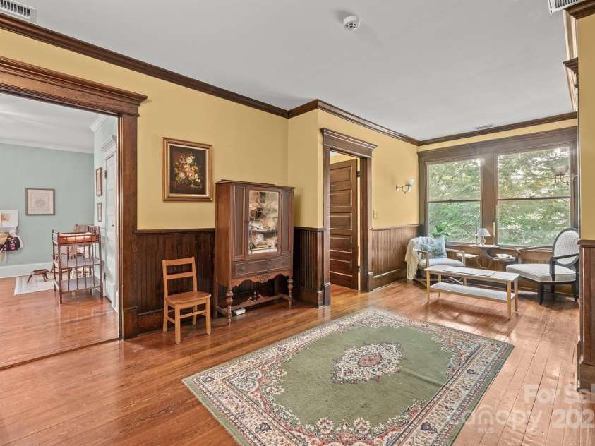 506 MAIN Street, Lenoir, NC 28645.  MLS# CAR4293002, YatesRealty ID 32489. 