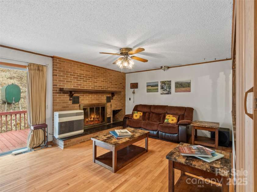 5871 Jacks Creek Road, Burnsville, NC 28714.  MLS# CAR4228438, YatesRealty ID 3249. 