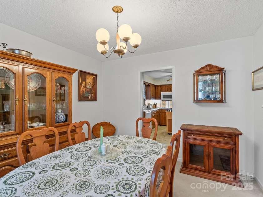5871 Jacks Creek Road, Burnsville, NC 28714.  MLS# CAR4228438, YatesRealty ID 3249. 