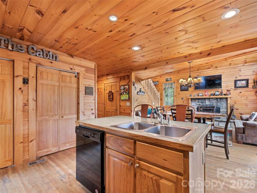 91 Copper Spur Road, Maggie Valley, NC 28751.  MLS# CAR4350519, YatesRealty ID 3249. 