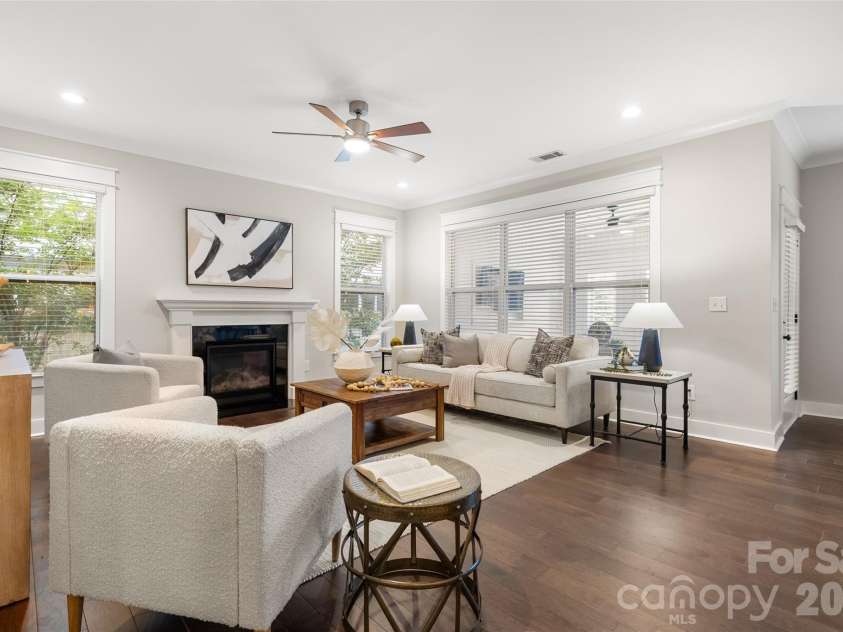 3826 Dewitt Lane, Charlotte, NC 28217.  MLS# CAR4389076, YatesRealty ID 32490. 