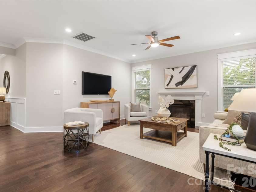 3826 Dewitt Lane, Charlotte, NC 28217.  MLS# CAR4389076, YatesRealty ID 32490. 