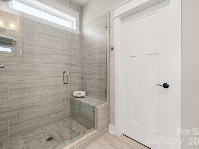3826 Dewitt Lane, Charlotte, NC 28217.  MLS# CAR4389076, YatesRealty ID 32490. 
