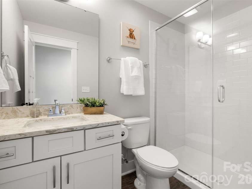 3826 Dewitt Lane, Charlotte, NC 28217.  MLS# CAR4389076, YatesRealty ID 32490. 