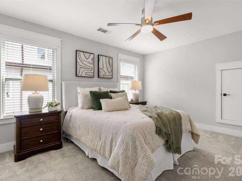 3826 Dewitt Lane, Charlotte, NC 28217.  MLS# CAR4389076, YatesRealty ID 32490. 