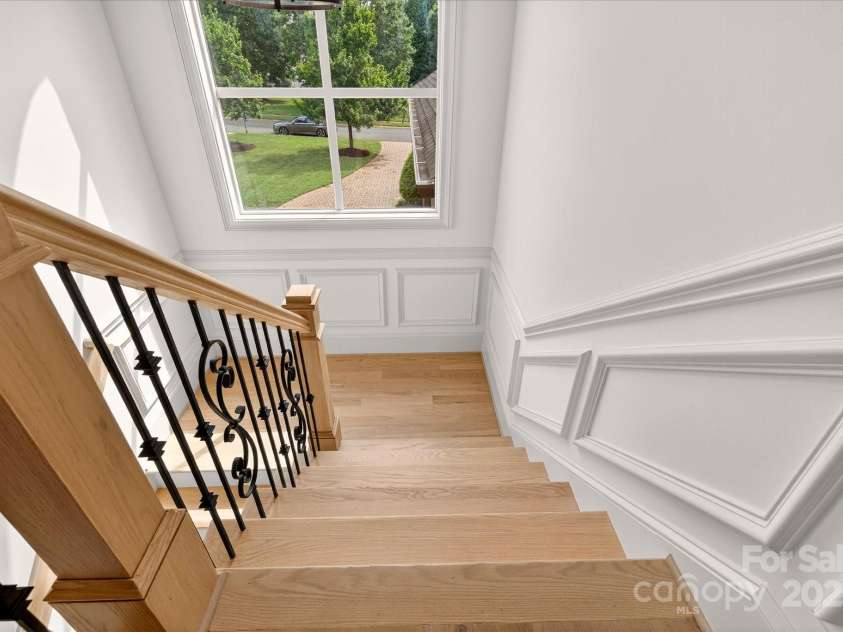 4042 Blossom Hill Drive, Matthews, NC 28104.  MLS# CAR4288024, YatesRealty ID 32490. 