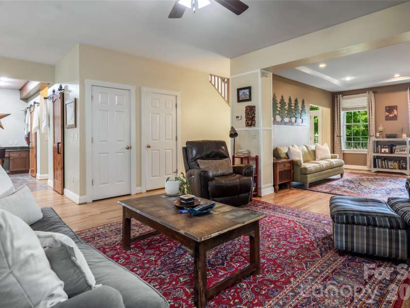 10 Lark Hill Drive, Arden, NC 28704.  MLS# CAR4395452, YatesRealty ID 32492. 