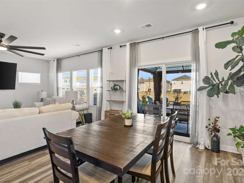 170 Canoga Avenue, York, SC 29745.  MLS# CAR4318793, YatesRealty ID 32493. Dining Area