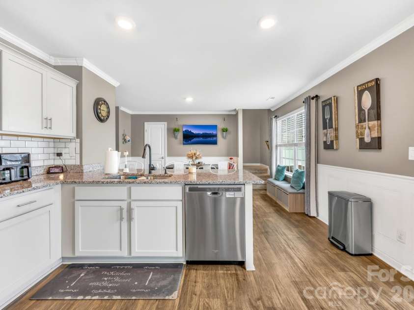 2611 Idared Drive, Dallas, NC 28034.  MLS# CAR4382685, YatesRealty ID 32493. 