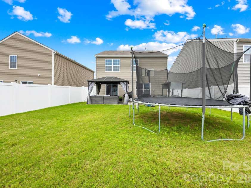 2611 Idared Drive, Dallas, NC 28034.  MLS# CAR4382685, YatesRealty ID 32493. 