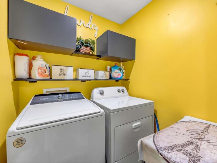 2611 Idared Drive, Dallas, NC 28034.  MLS# CAR4382685, YatesRealty ID 32493. Second floor laundry room