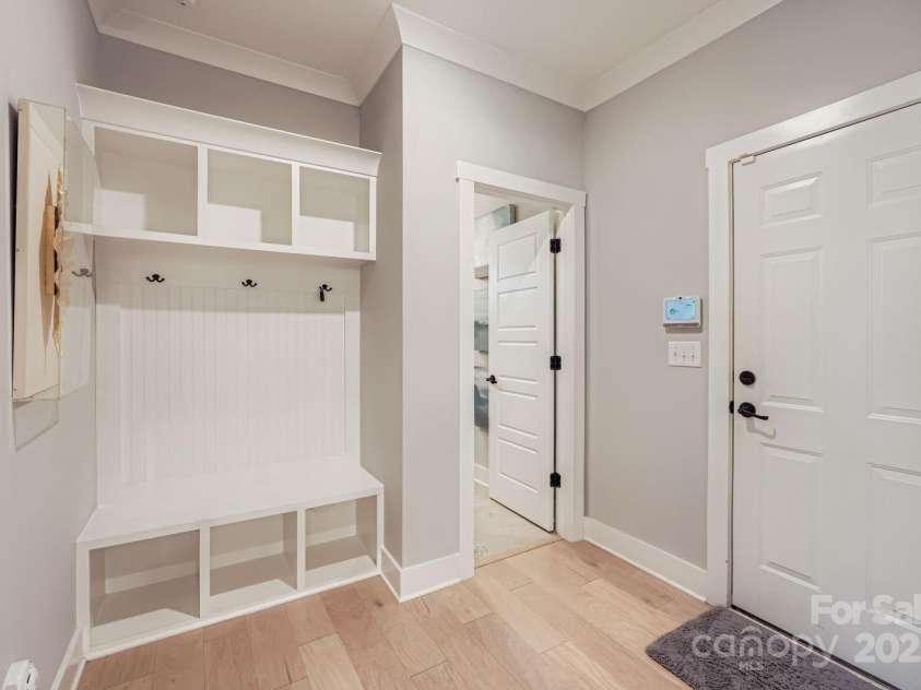 204 Bouchard Drive, Waxhaw, NC 28173.  MLS# CAR4288282, YatesRealty ID 32494. 