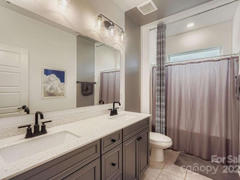 204 Bouchard Drive, Waxhaw, NC 28173.  MLS# CAR4288282, YatesRealty ID 32494. 