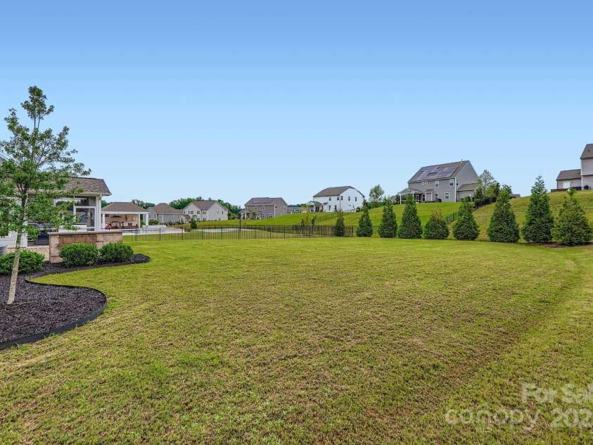 204 Bouchard Drive, Waxhaw, NC 28173.  MLS# CAR4288282, YatesRealty ID 32494. 