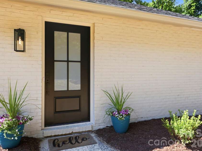 5908 Mcnair Road, Charlotte, NC 28212.  MLS# CAR4392527, YatesRealty ID 32494. 