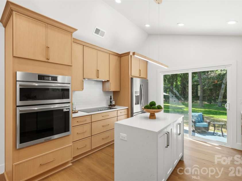 5908 Mcnair Road, Charlotte, NC 28212.  MLS# CAR4392527, YatesRealty ID 32494. 