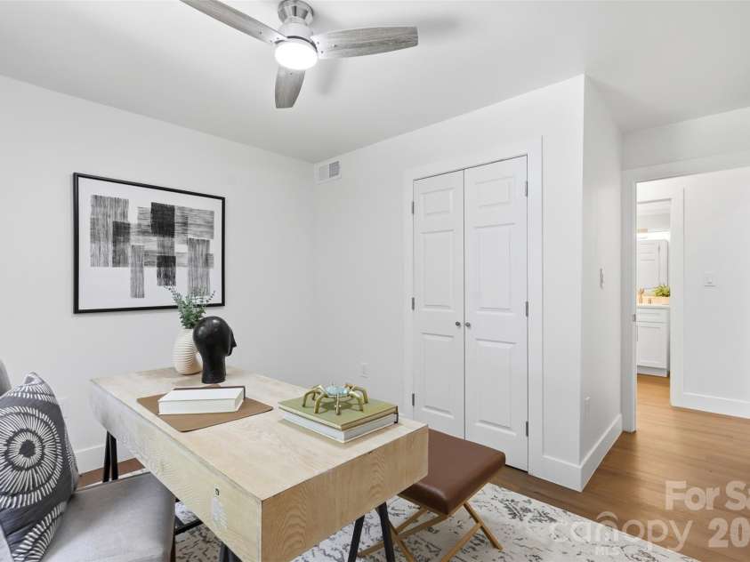 5908 Mcnair Road, Charlotte, NC 28212.  MLS# CAR4392527, YatesRealty ID 32494. 