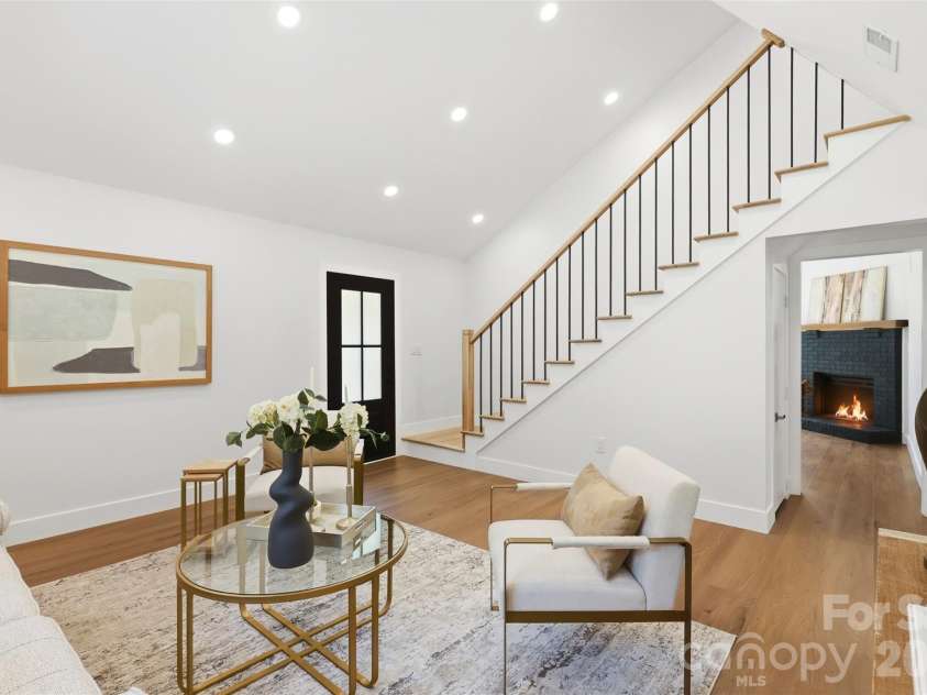 5908 Mcnair Road, Charlotte, NC 28212.  MLS# CAR4392527, YatesRealty ID 32494. 