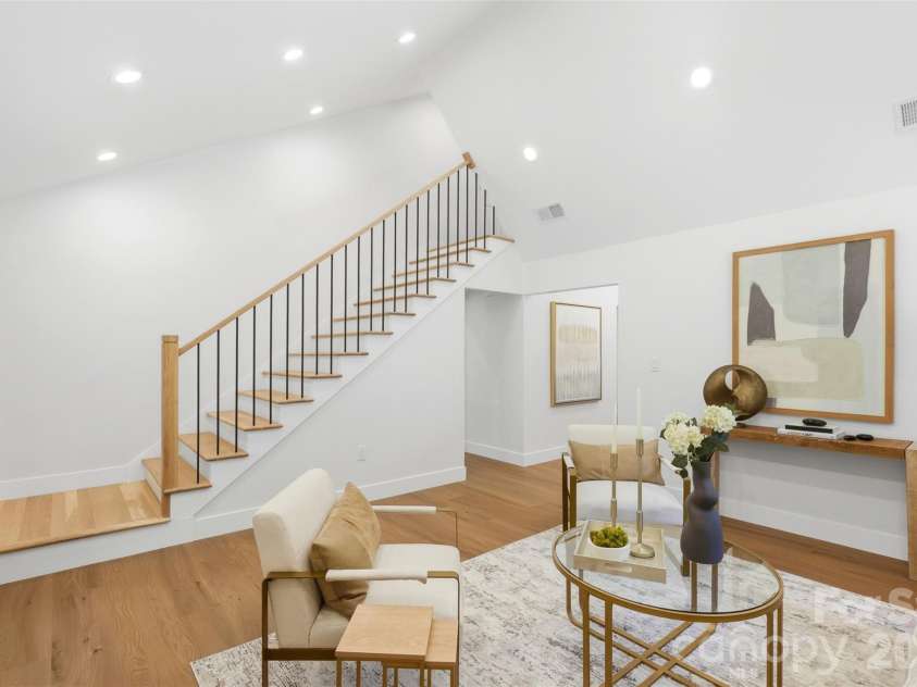 5908 Mcnair Road, Charlotte, NC 28212.  MLS# CAR4392527, YatesRealty ID 32494. 
