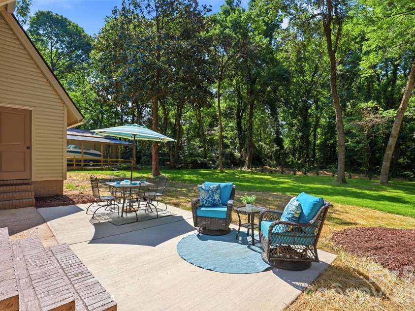 5908 Mcnair Road, Charlotte, NC 28212.  MLS# CAR4392527, YatesRealty ID 32494. 