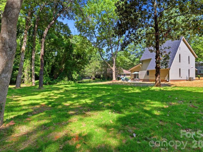 5908 Mcnair Road, Charlotte, NC 28212.  MLS# CAR4392527, YatesRealty ID 32494. 