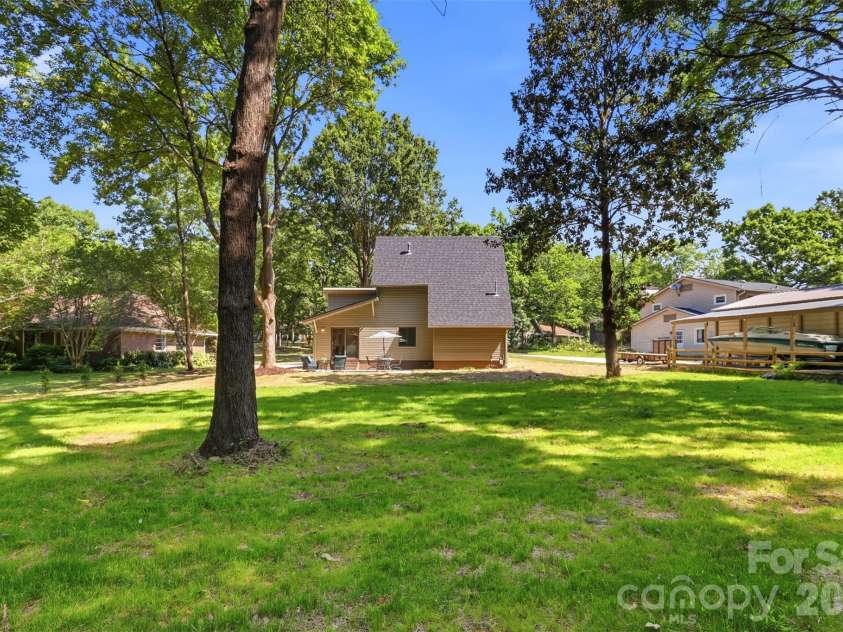 5908 Mcnair Road, Charlotte, NC 28212.  MLS# CAR4392527, YatesRealty ID 32494. 