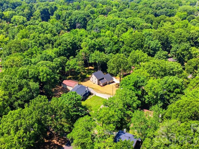 5908 Mcnair Road, Charlotte, NC 28212.  MLS# CAR4392527, YatesRealty ID 32494. 