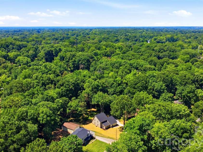 5908 Mcnair Road, Charlotte, NC 28212.  MLS# CAR4392527, YatesRealty ID 32494. 