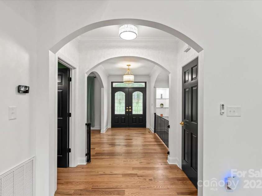 124 Sienna Lane, Mooresville, NC 28117.  MLS# CAR4289151, YatesRealty ID 32495. 
