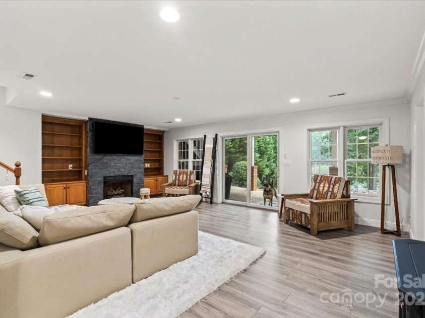 124 Sienna Lane, Mooresville, NC 28117.  MLS# CAR4289151, YatesRealty ID 32495. 