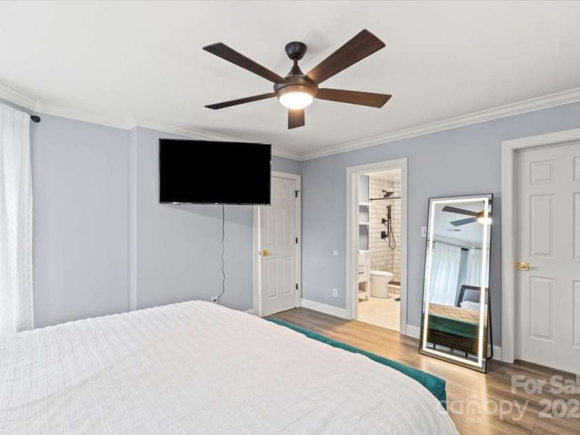 124 Sienna Lane, Mooresville, NC 28117.  MLS# CAR4289151, YatesRealty ID 32495. 