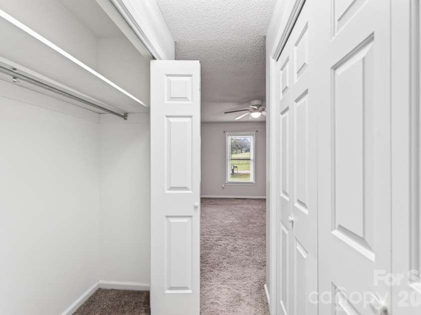 127 Old Airport Road, Concord, NC 28025.  MLS# CAR4395828, YatesRealty ID 32496. 