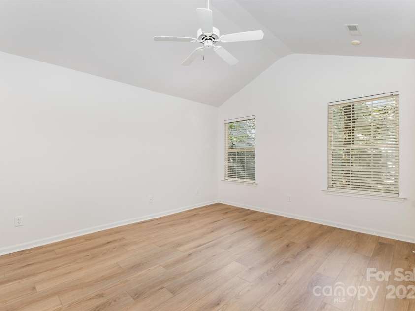 14514 Arbor Ridge Drive, Charlotte, NC 28273.  MLS# CAR4286842, YatesRealty ID 32498. Primary Bedroom