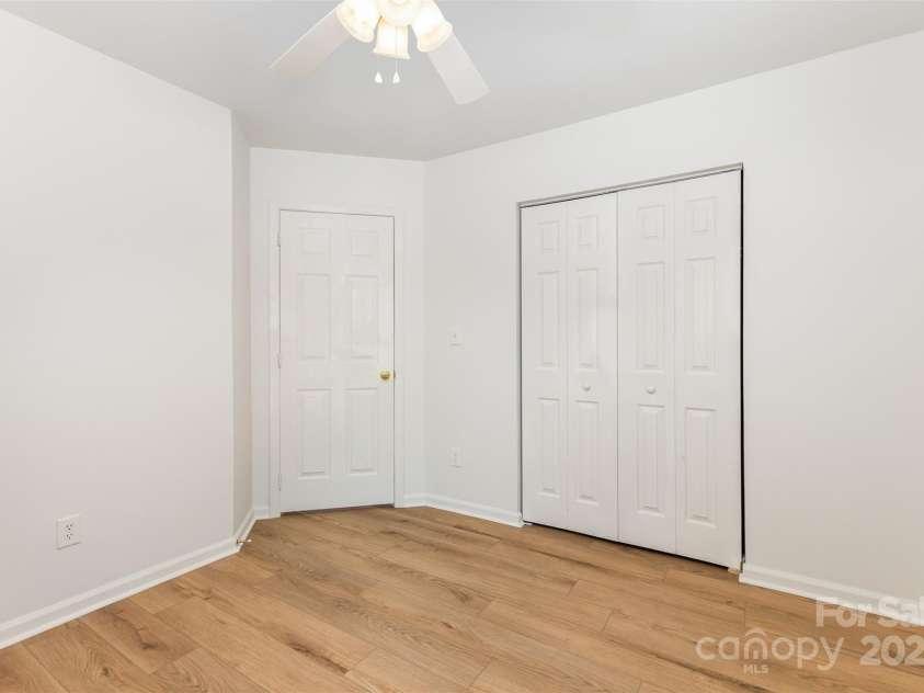 14514 Arbor Ridge Drive, Charlotte, NC 28273.  MLS# CAR4286842, YatesRealty ID 32498. Second Bedroom