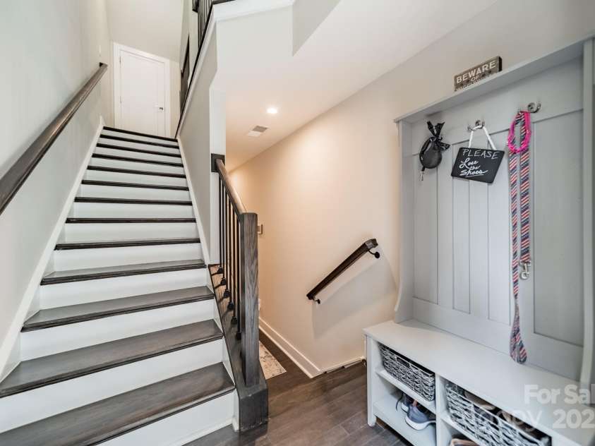 12010 Brooklyn Avenue, Charlotte, NC 28204.  MLS# CAR4288805, YatesRealty ID 32499. 