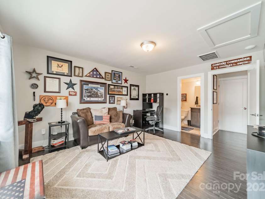 12010 Brooklyn Avenue, Charlotte, NC 28204.  MLS# CAR4288805, YatesRealty ID 32499. 