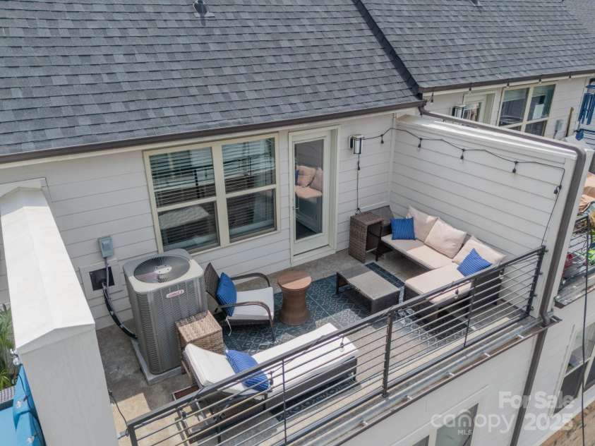 12010 Brooklyn Avenue, Charlotte, NC 28204.  MLS# CAR4288805, YatesRealty ID 32499. 