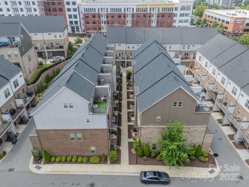 12010 Brooklyn Avenue, Charlotte, NC 28204.  MLS# CAR4288805, YatesRealty ID 32499. 