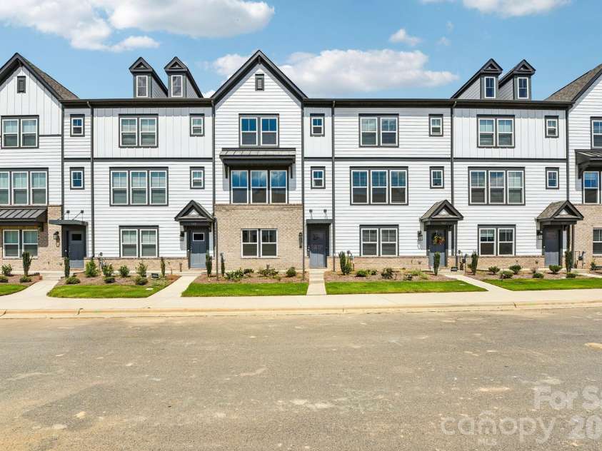 545 Silver Star Boulevard, Indian Trail, NC 28079.  MLS# CAR4373664, YatesRealty ID 32499. 545 Silver Star Boulevard ~ Ready Now